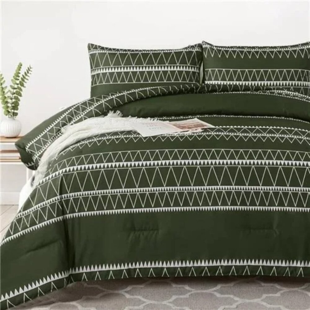 Olive Green Comforter Set King (104"×90"),Reversible Green Boho Triangle Pattern